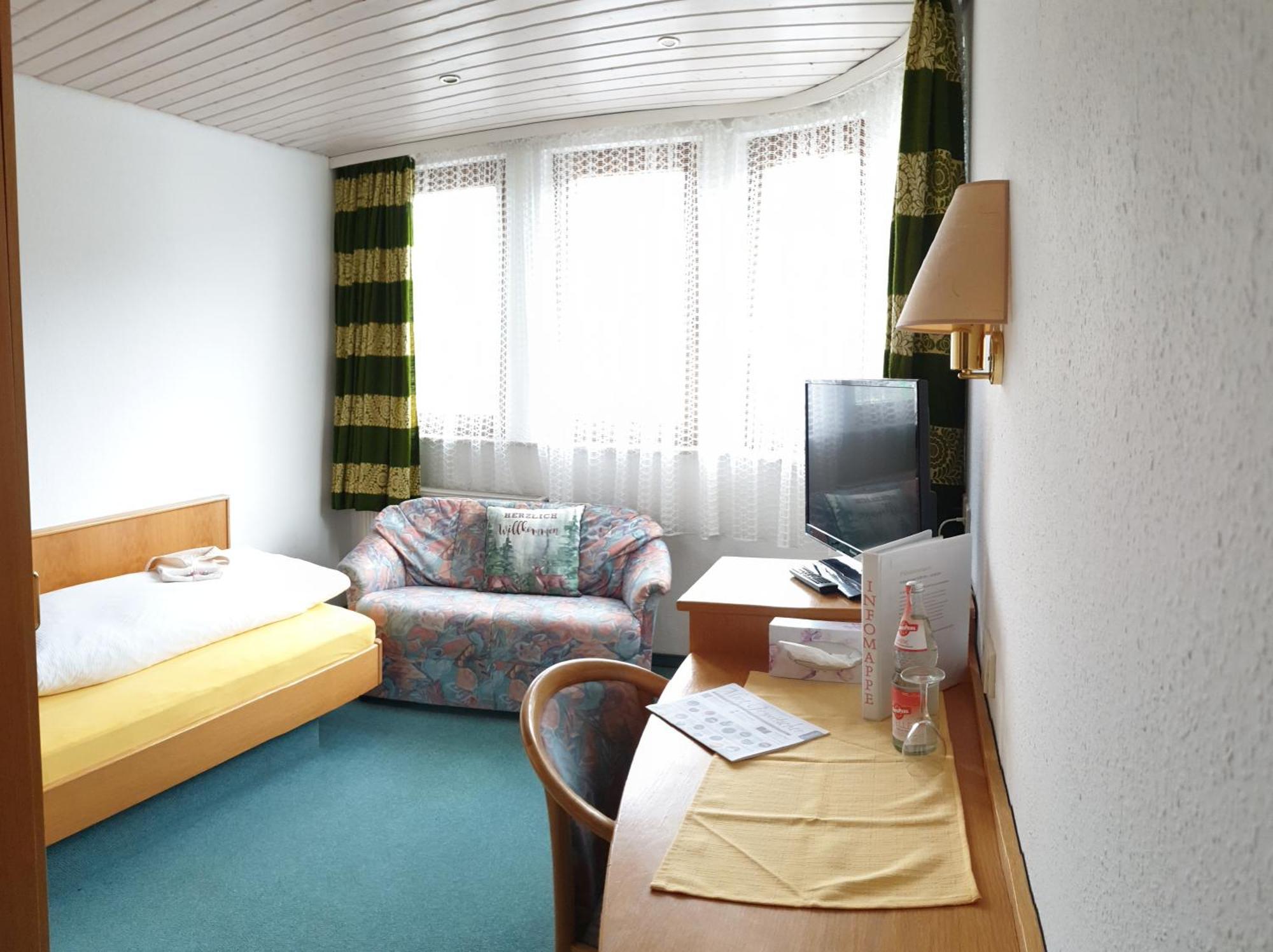 Garni Hotel Adler Post Baiersbronn Exterior foto